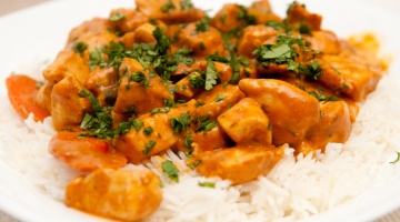 Pierś z kurczaka w sosie curry